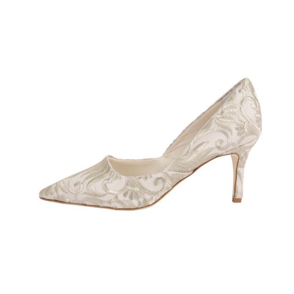 Something Bleu Erika Classic Pump NWT